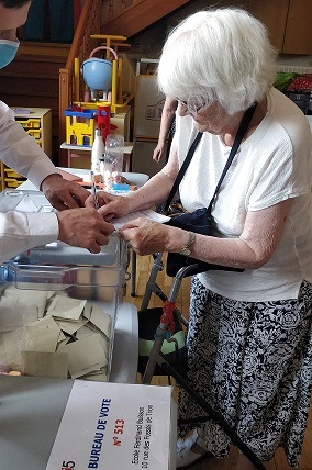 Accompagnement des résidents pour le second tour des élections législatives