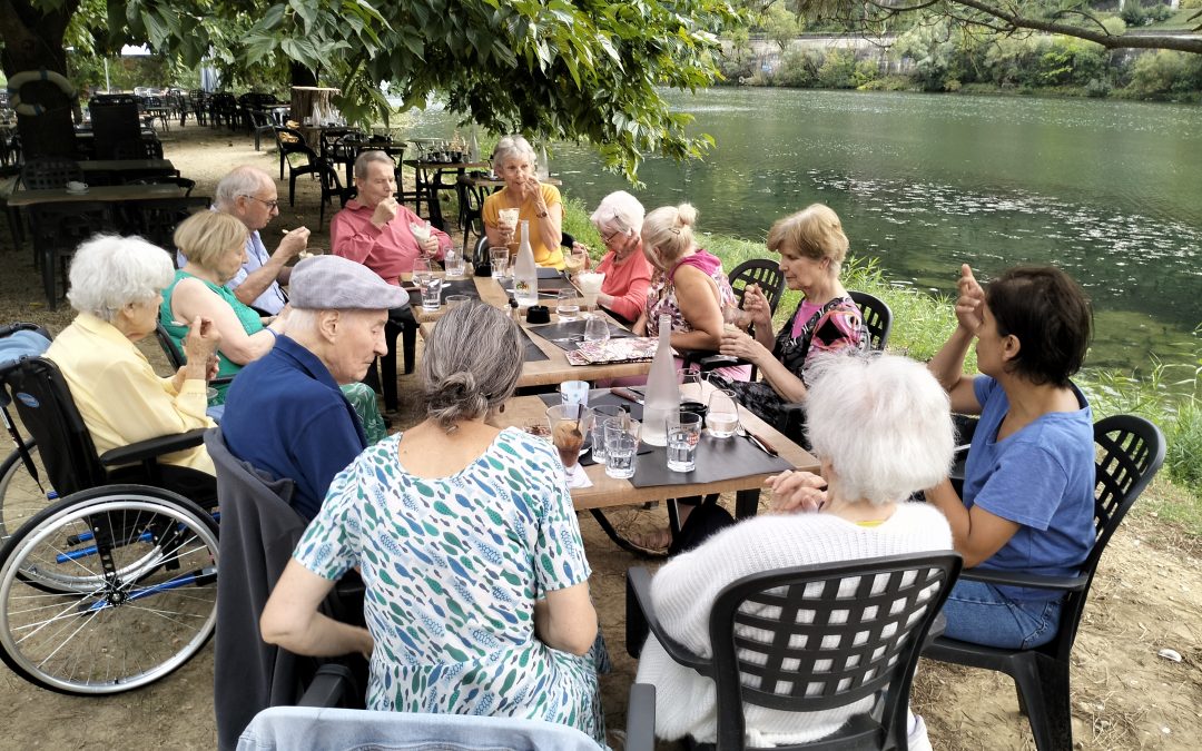 Sortie sur les quais de Saône avec les résidents de l’UPDP