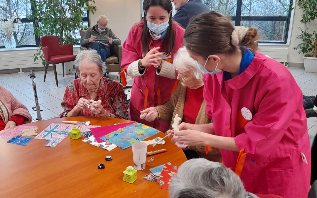 Atelier manuel avec les bénévoles des Blouses Roses