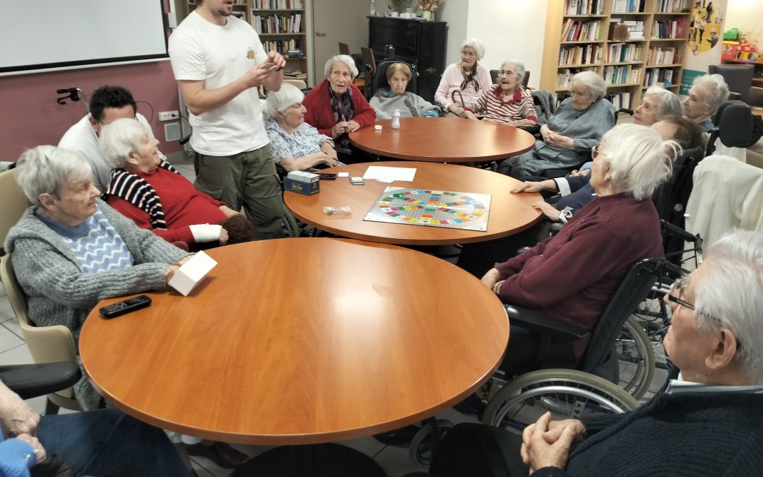 Jeux de culture générale avec Alexandre en service civique