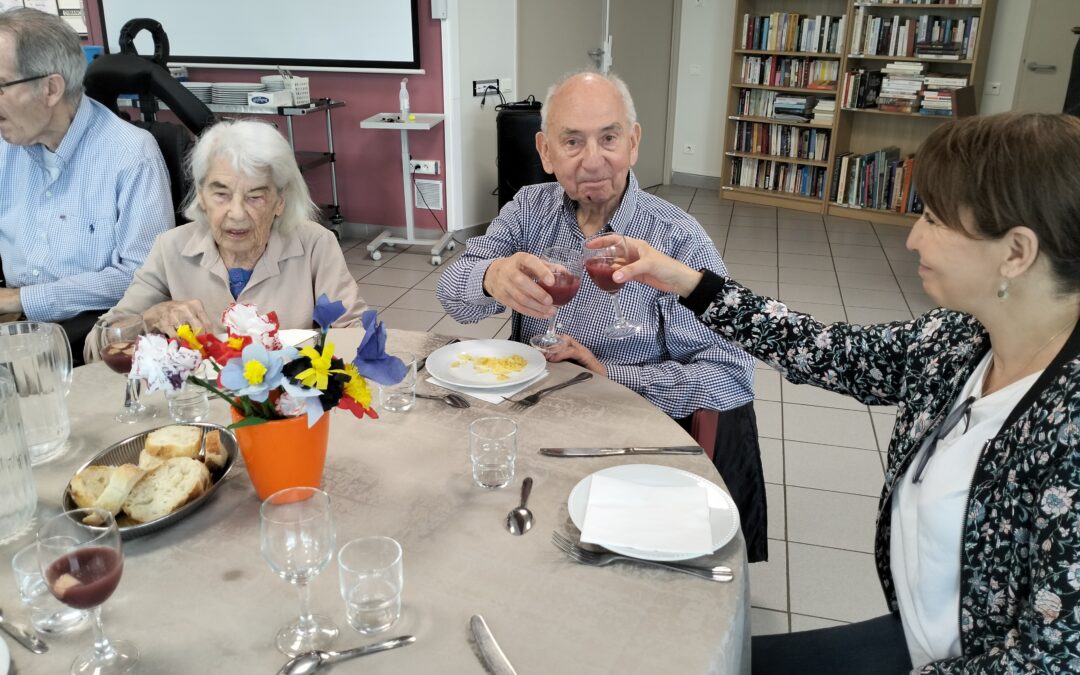 Repas thérapeutique avec les résidents de l’UPDP