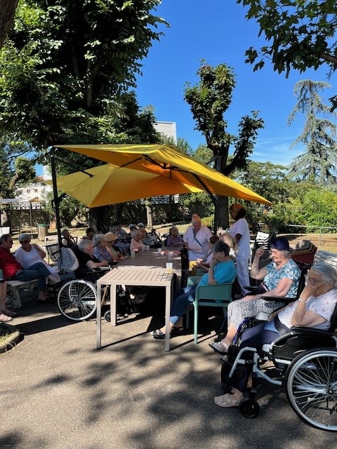 Activités dans le parc des Amandines